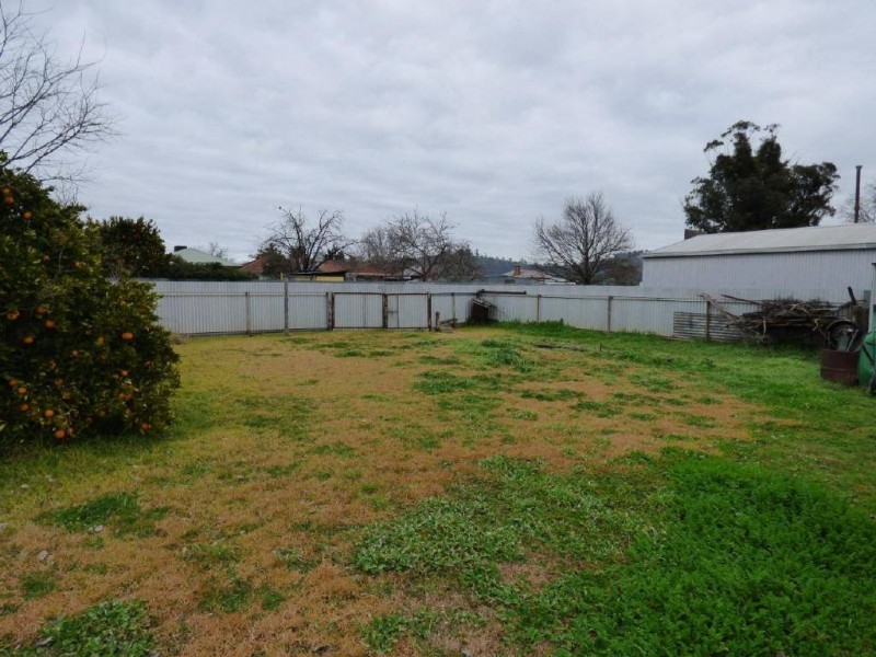 144 Temora Street, Cootamundra NSW 2590
