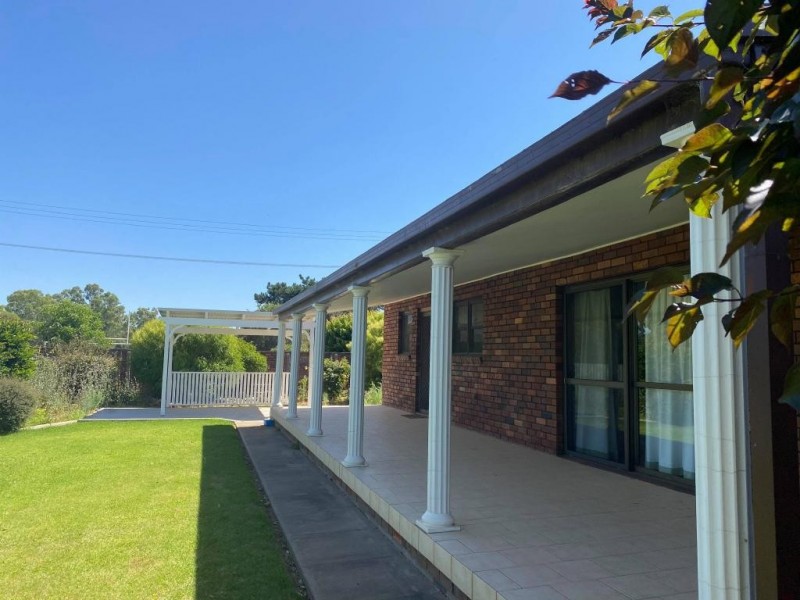 13 Scott Avenue, Cootamundra NSW 2590