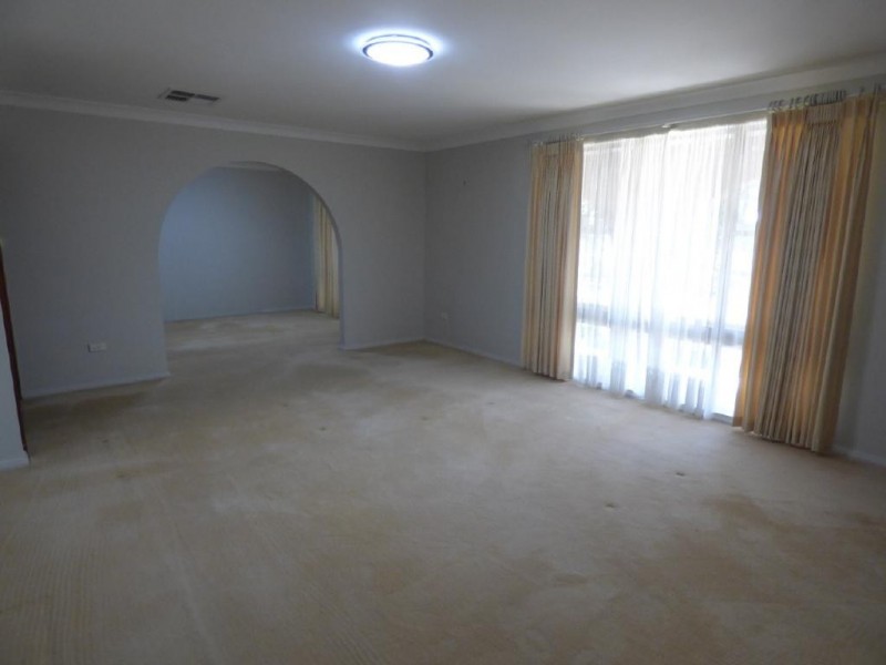 13 Scott Avenue, Cootamundra NSW 2590