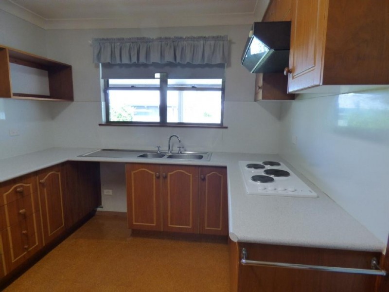 13 Scott Avenue, Cootamundra NSW 2590