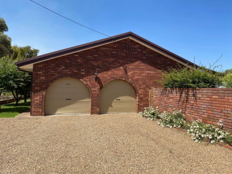 13 Scott Avenue, Cootamundra NSW 2590