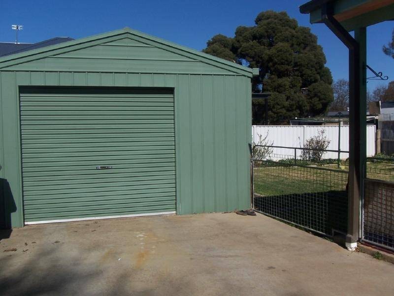 12 Murray Street, Cootamundra NSW 2590