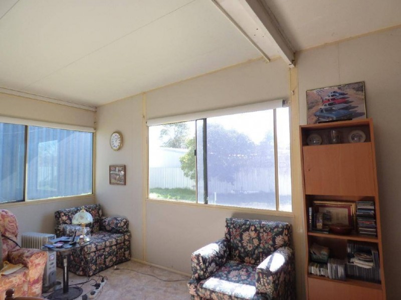 17 Warren Street, Cootamundra NSW 2590