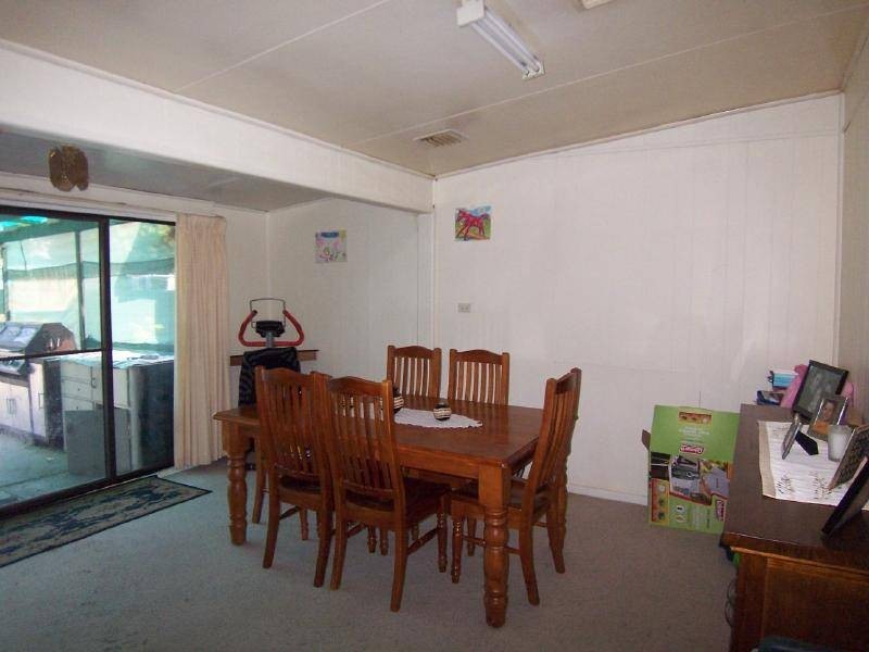 39 Hay Street, Cootamundra NSW 2590