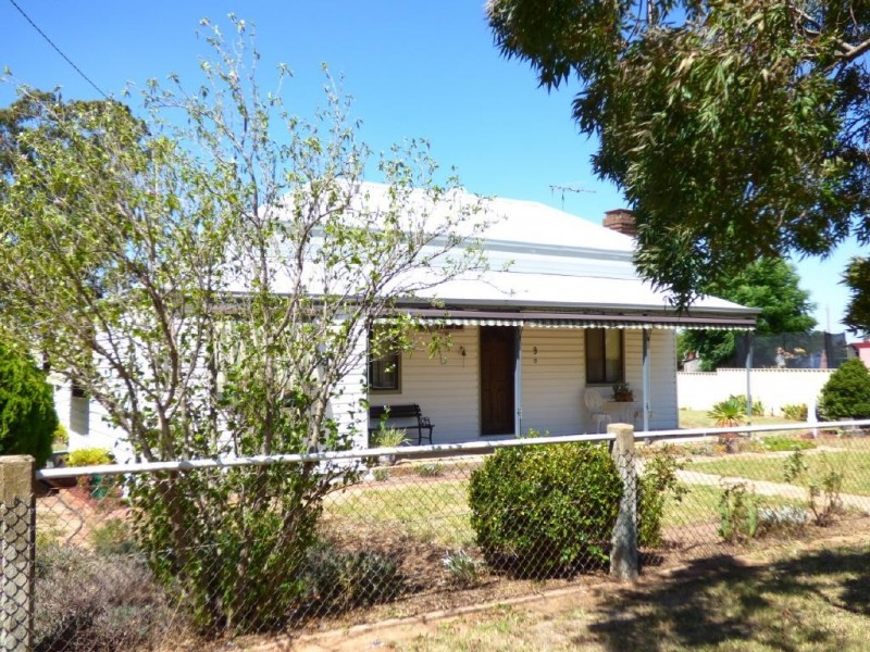 9 Geraldra Street, Stockinbingal NSW 2725