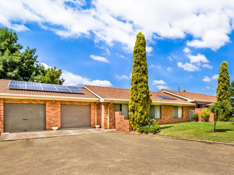 Minkara Avenue, Cootamundra NSW 2590