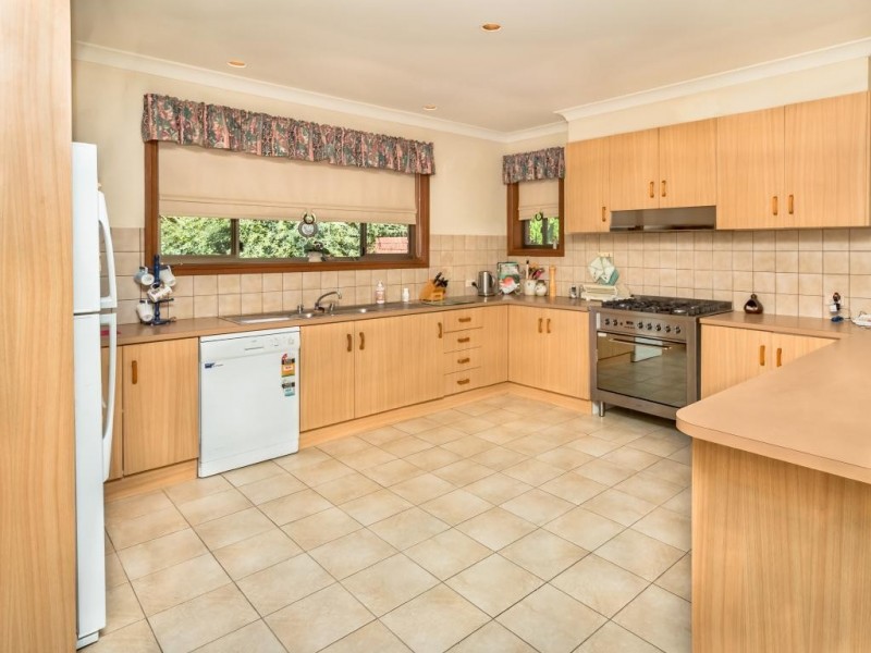 Minkara Avenue, Cootamundra NSW 2590
