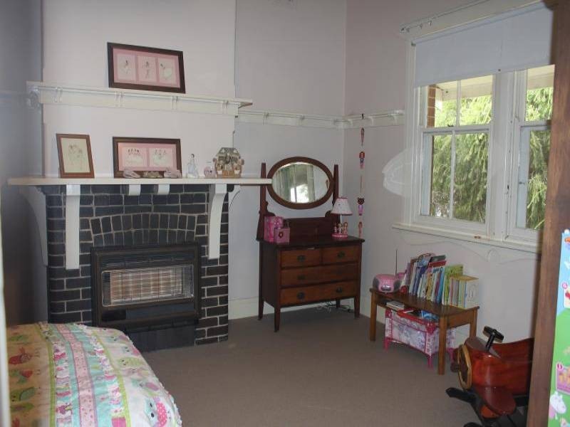 17 Temora Street, Cootamundra NSW 2590