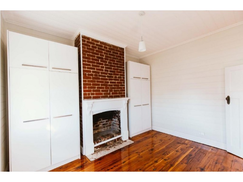 12 Warren Street, Cootamundra NSW 2590