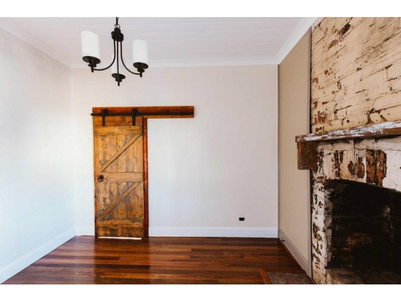 12 Warren Street, Cootamundra NSW 2590