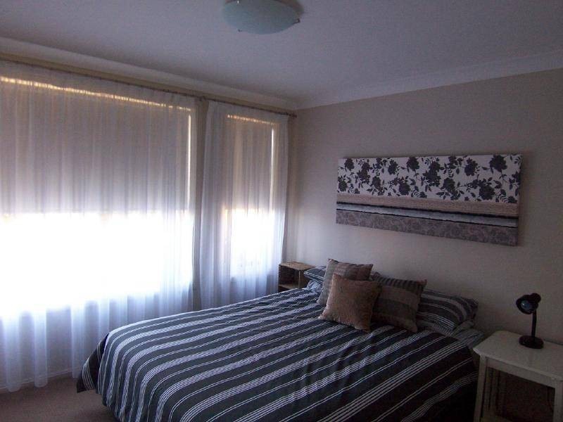 1/5 Bethany Place, Cootamundra NSW 2590