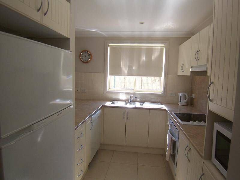 1/5 Bethany Place, Cootamundra NSW 2590