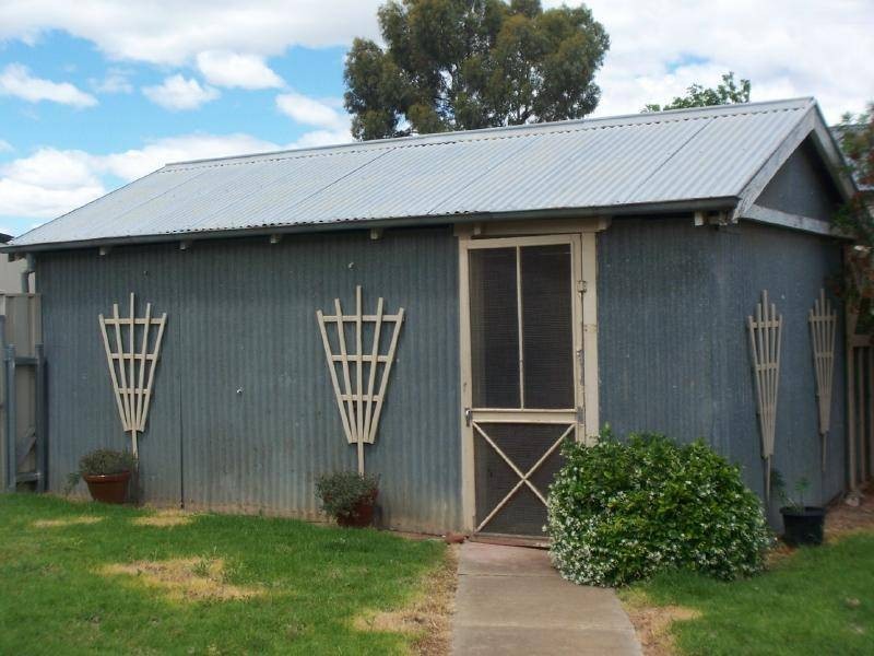 24 Murray Street, Cootamundra NSW 2590