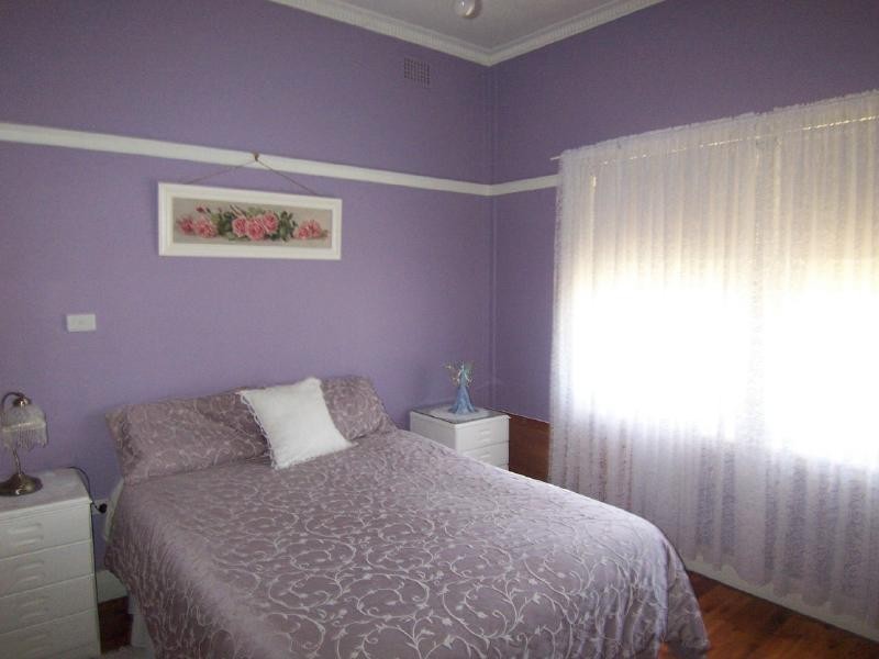 32 Crown Street, Cootamundra NSW 2590