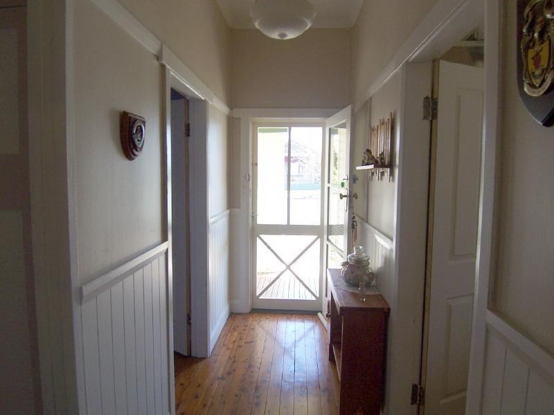 32 Crown Street, Cootamundra NSW 2590