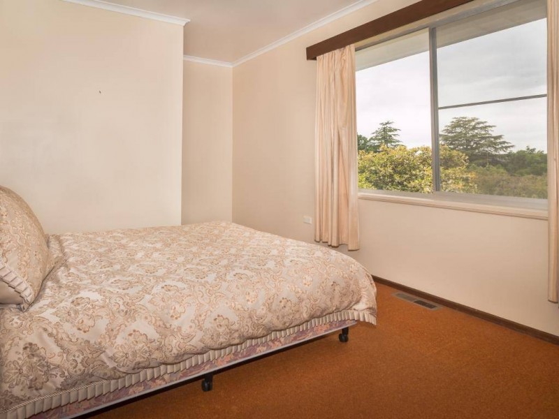 34 John Street, Cootamundra NSW 2590