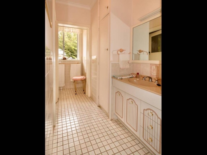 34 John Street, Cootamundra NSW 2590