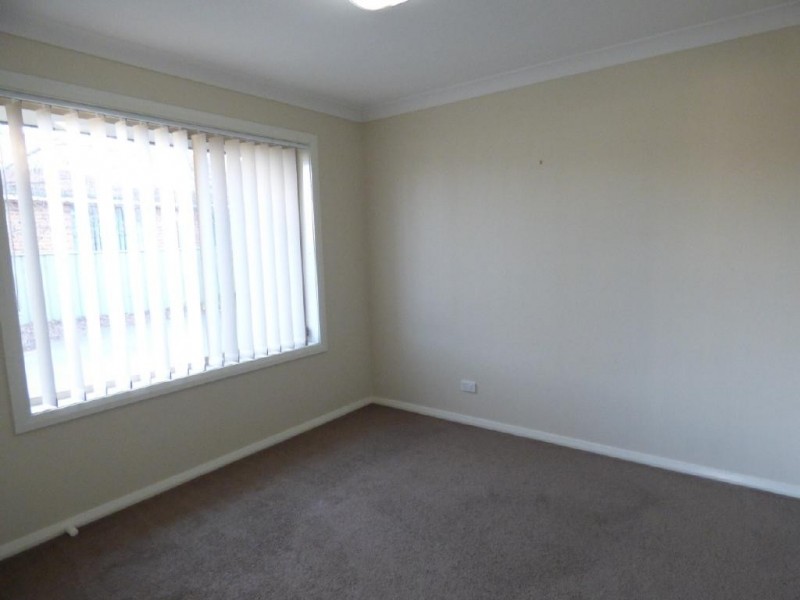 1/173 Adams, Cootamundra NSW 2590