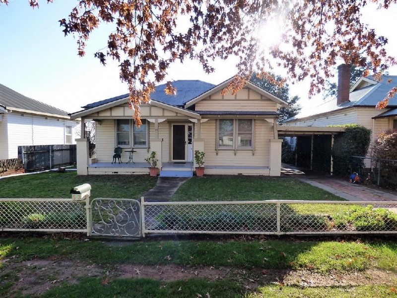 53 Olney Street, Cootamundra NSW 2590