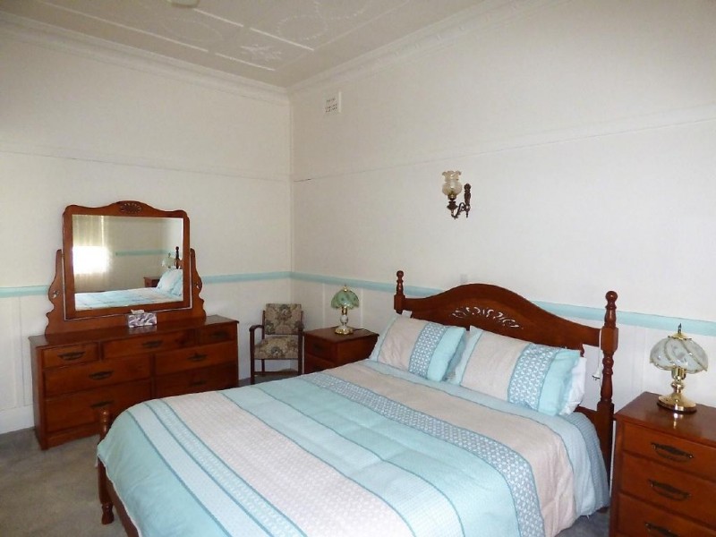 53 Olney Street, Cootamundra NSW 2590