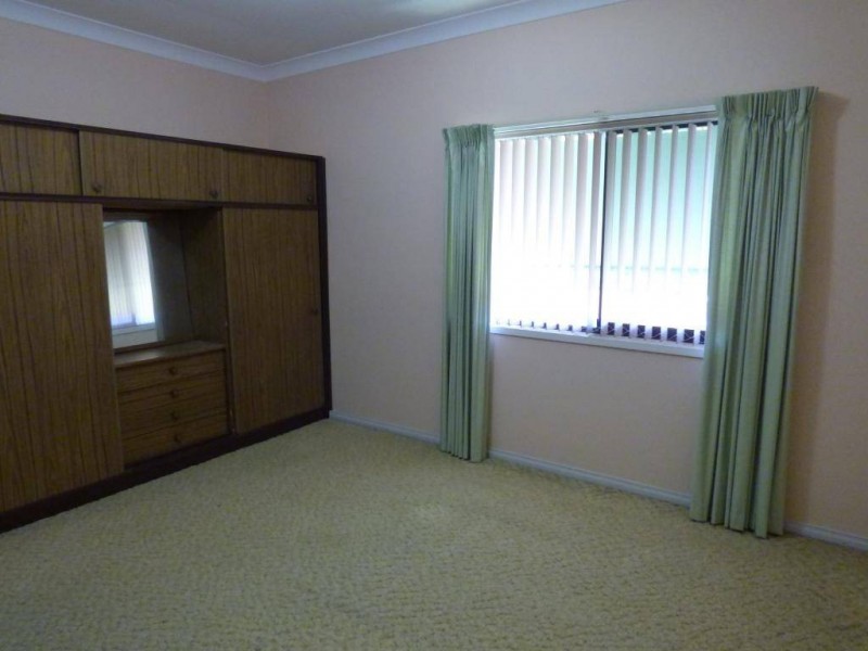 1 Cameron Square, Cootamundra NSW 2590