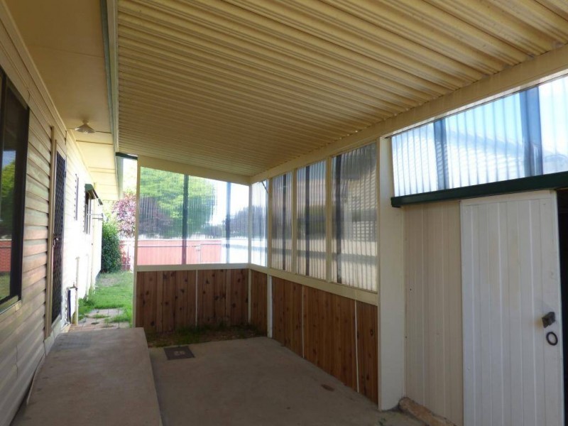 1 Cameron Square, Cootamundra NSW 2590