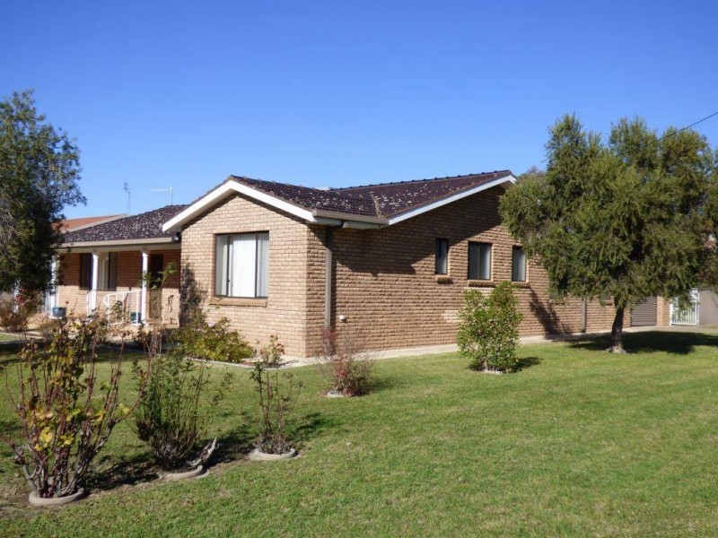 50 Cowcumbla Street, Cootamundra NSW 2590