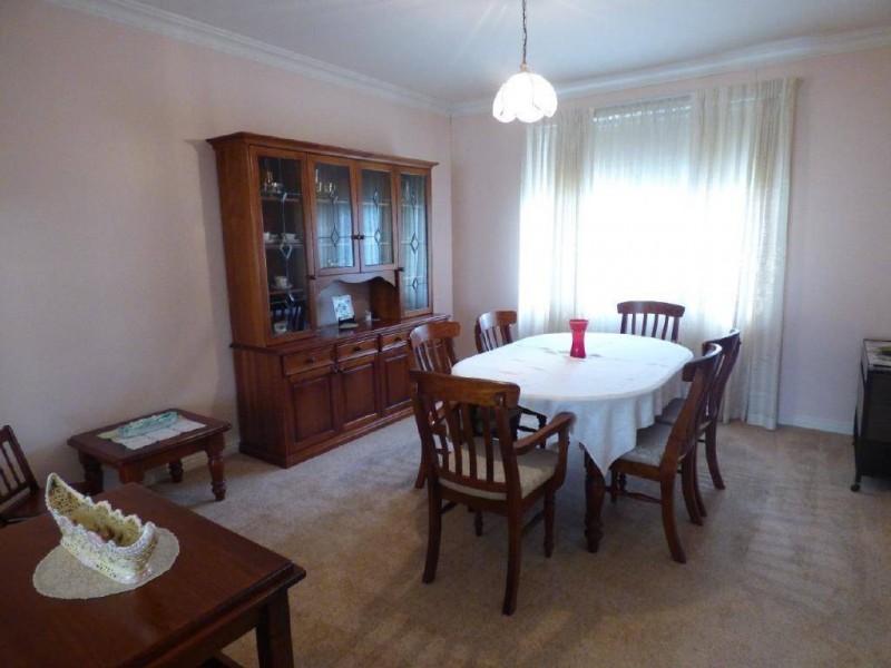 50 Cowcumbla Street, Cootamundra NSW 2590