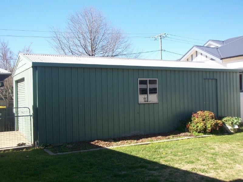 12 Murray Street, Cootamundra NSW 2590