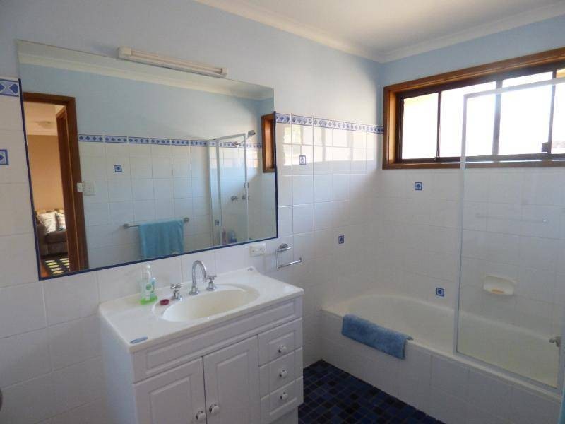 12 Byrne Street, Cootamundra NSW 2590
