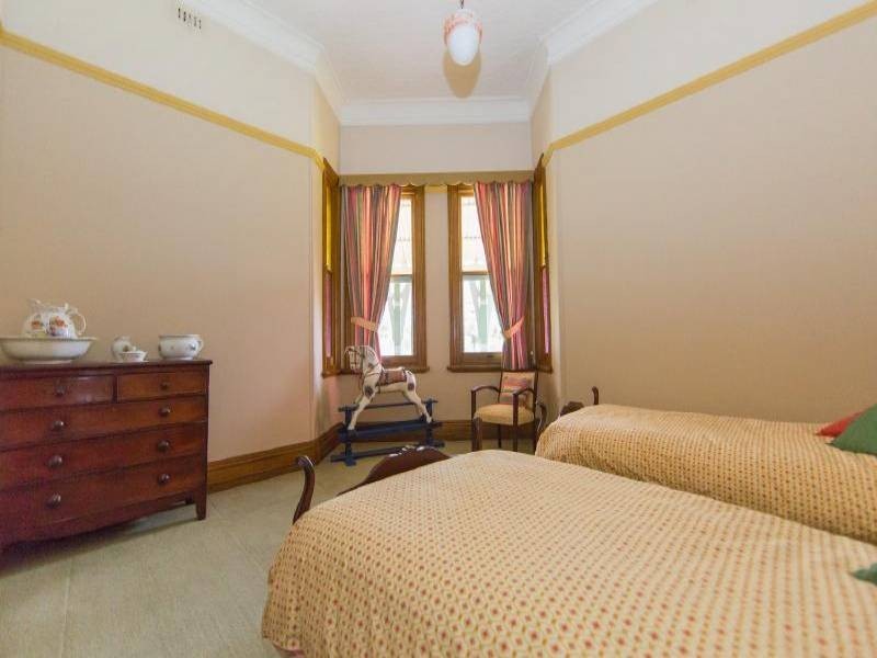 7 Adams Street, Cootamundra NSW 2590