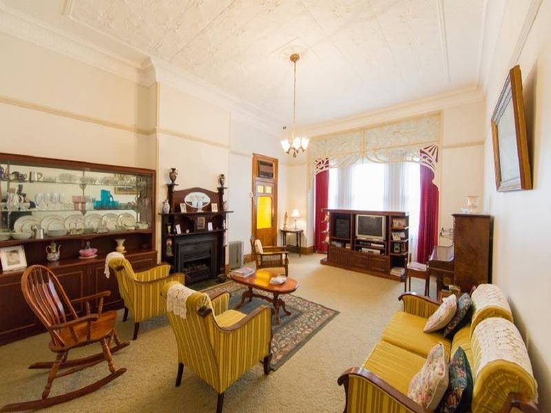 7 Adams Street, Cootamundra NSW 2590