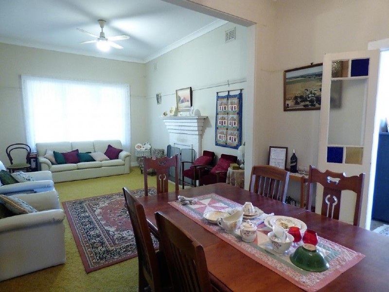 93 Racecourse Lane, Cootamundra NSW 2590