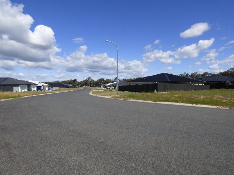 Keith Taylor Crescent, Cootamundra NSW 2590