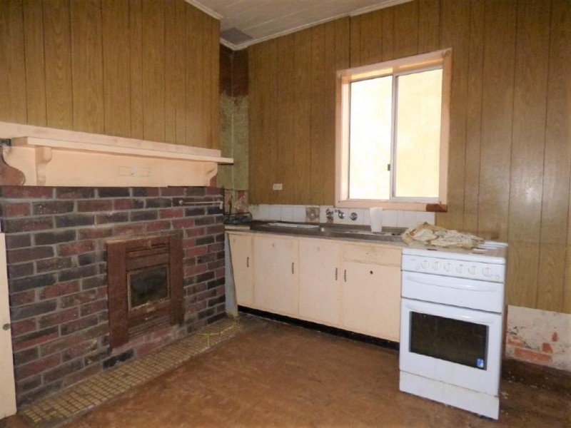 56 Hovell Street, Cootamundra NSW 2590