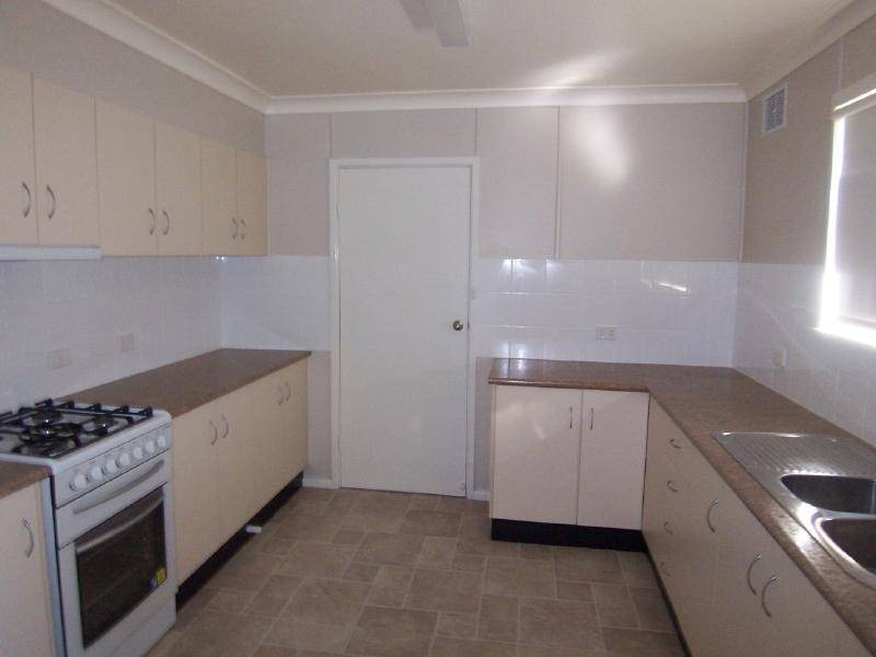 51 Ursula Street, Cootamundra NSW 2590