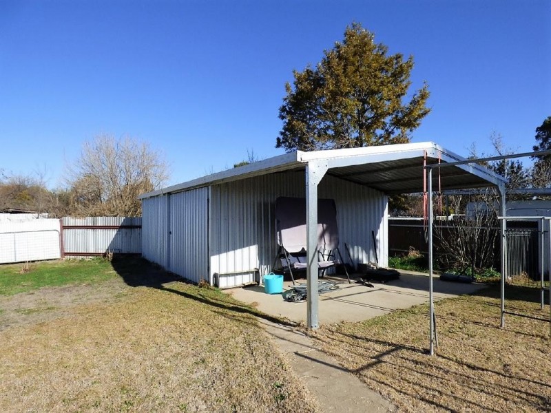 28 Warren Street, Cootamundra NSW 2590