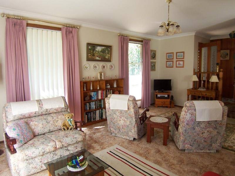 5 Dickson Street, Cootamundra NSW 2590