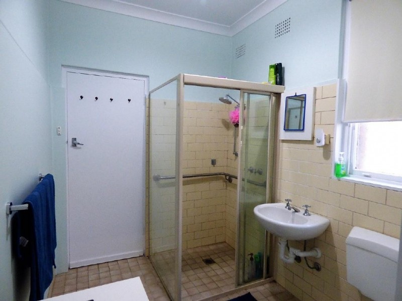 11 Parker Street, Cootamundra NSW 2590