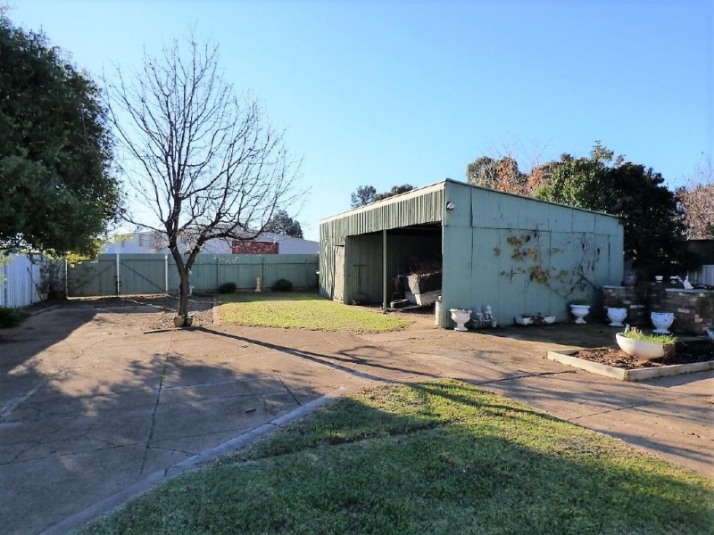 11 Parker Street, Cootamundra NSW 2590
