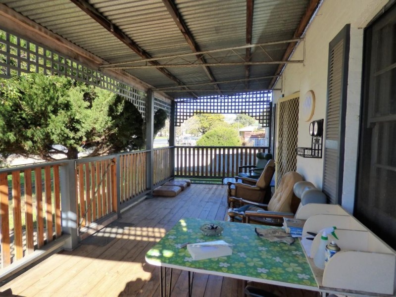199 Sutton Street, Cootamundra NSW 2590