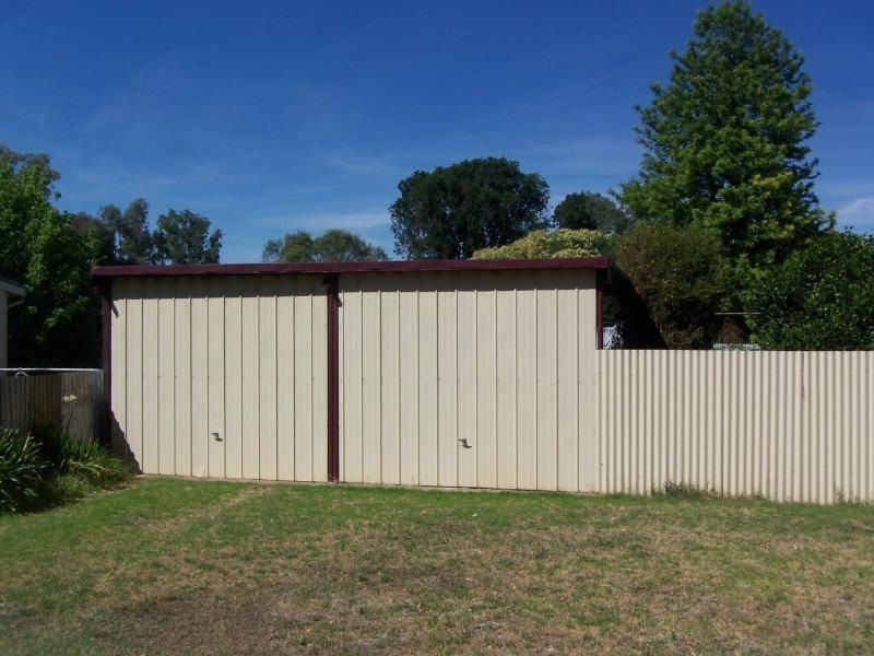 9 Gundagai Road, Cootamundra NSW 2590