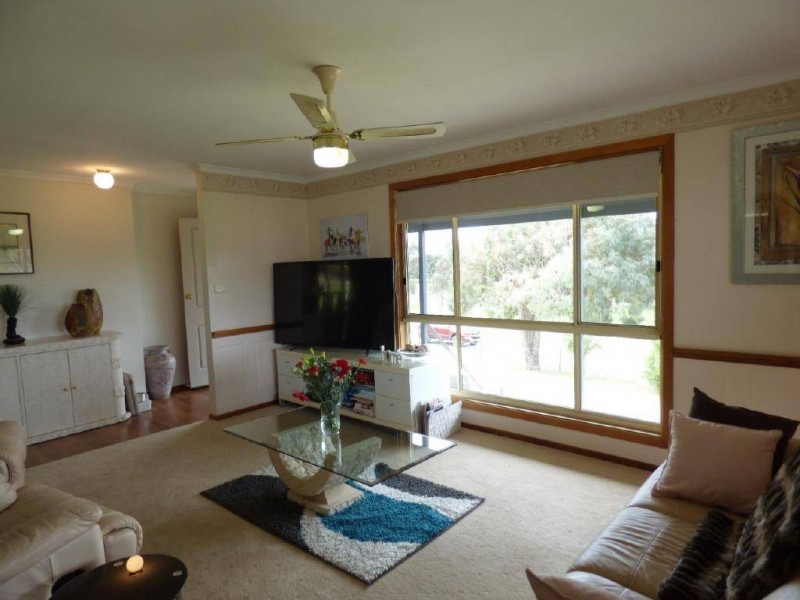 582 Back Brawlin Road, Cootamundra NSW 2590