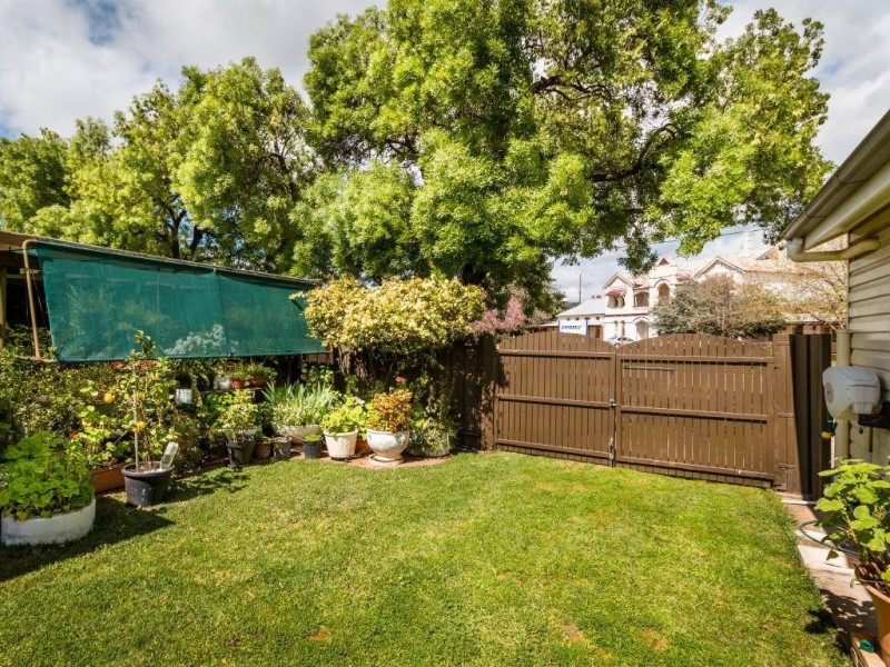 99 Thompson Street, Cootamundra NSW 2590