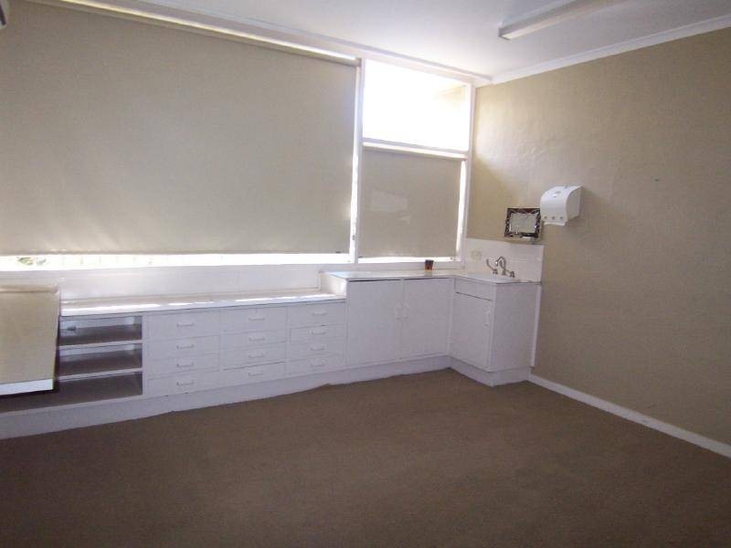 34 COOPER STREET, Cootamundra NSW 2590