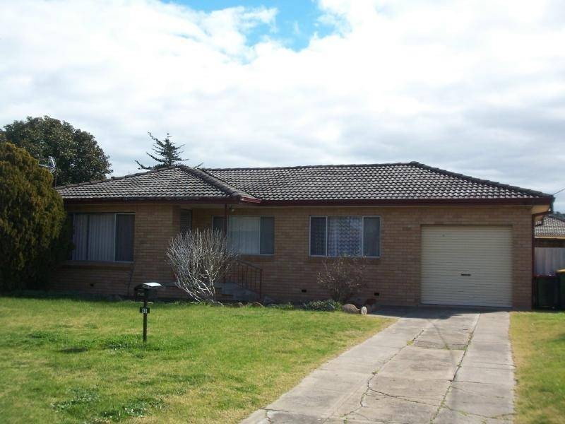 63 Olney Street, Cootamundra NSW 2590