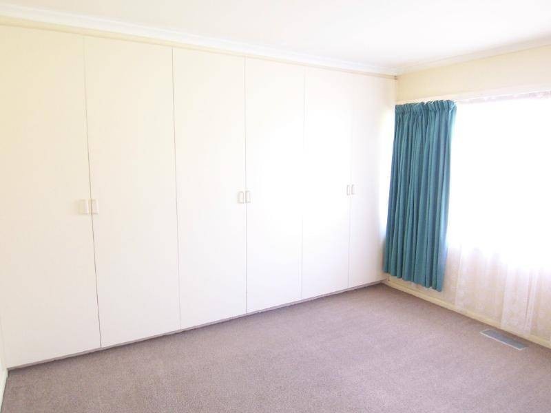 63 Olney Street, Cootamundra NSW 2590