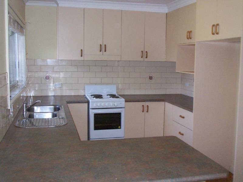 63 Olney Street, Cootamundra NSW 2590