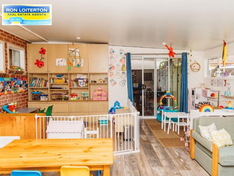 11-11A Olney Street, Cootamundra NSW 2590