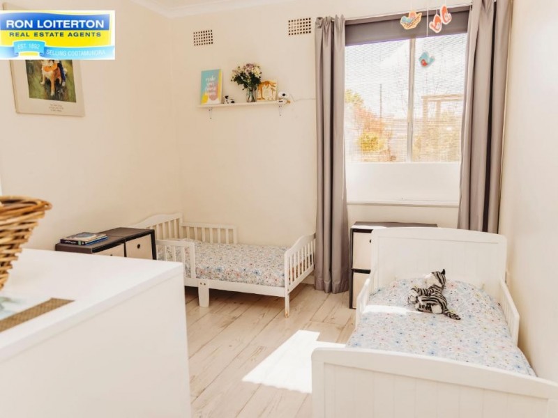 11-11A Olney Street, Cootamundra NSW 2590